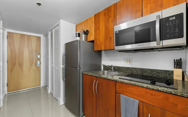 Modern Condos Available in Brickell