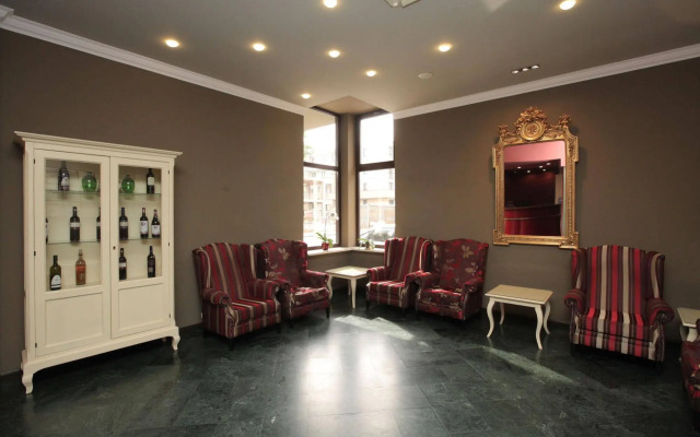 Topaz Boutique Hotel