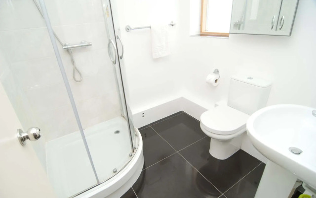 Southampton Serviced Apartment