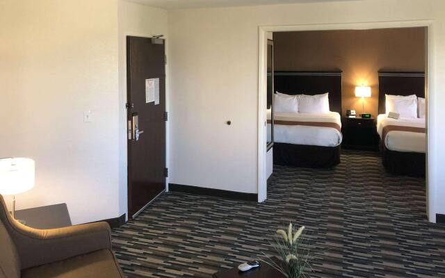 Quality Inn & Suites Denver International Airport