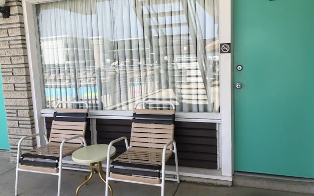 Panoramic Motel & Apartments