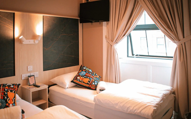 Gardiner House Hostel