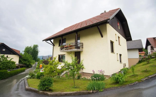 Apartma Ela