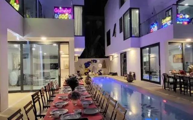 YISHU Japanese 8BR pool villa
