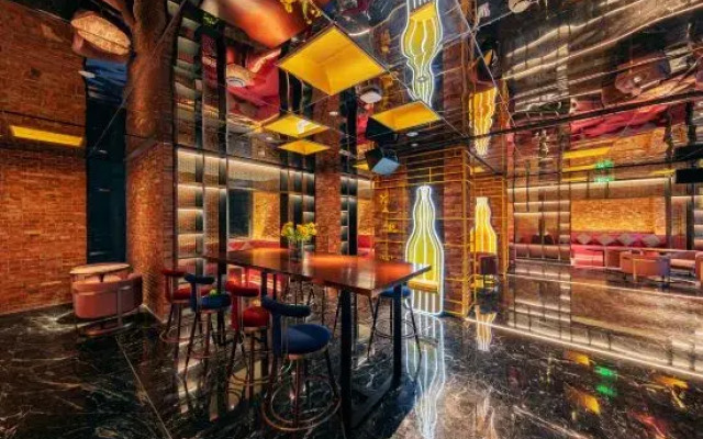 Wuhan Rejoice by Argyle Hotel(Yellow Crane Tower &Tanhualin Store)