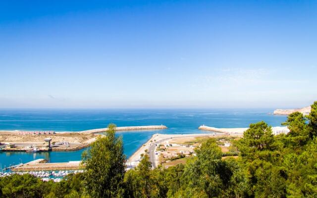 Liiiving in Nazare - Bay View Villas