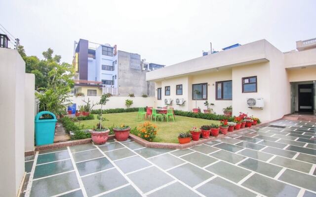 Lime Tree Studio Near Fortis Gurgaon