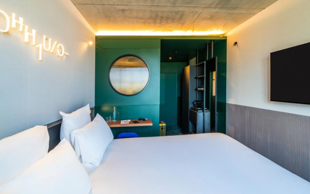 Tribe Paris Clichy
