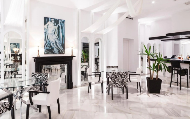 Hotel Suites Albayzin del Mar