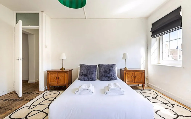 Sich - Warm & Inviting Flat by Liverpool Street