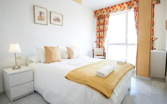 San Jacinto Triana Suite by Valcambre