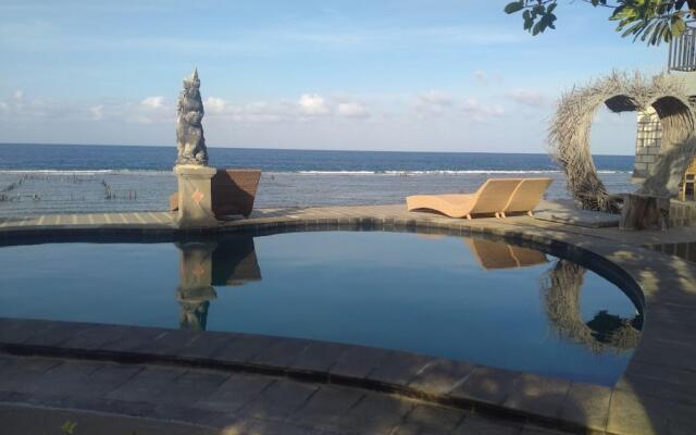 Cemara's Beach Home Stay