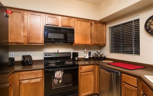 Restful 1 BR by Casago