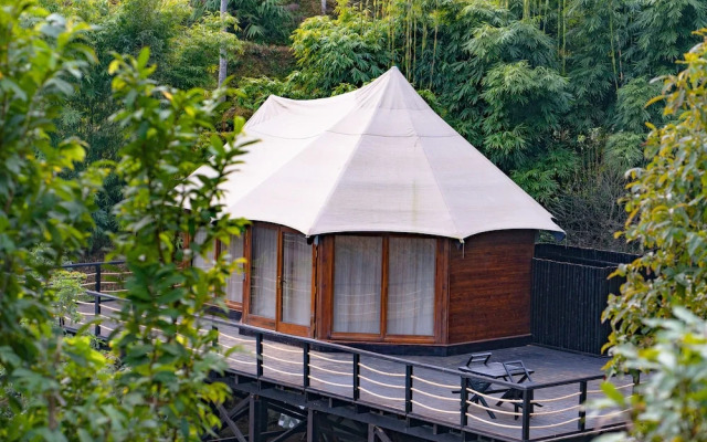The Pavilions Himalayas Lake View