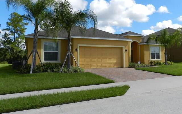 Sm215701 - Watersong - 5 Bed 4 Baths Villa