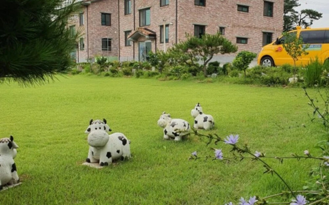 Iksan Sky Forest Pension