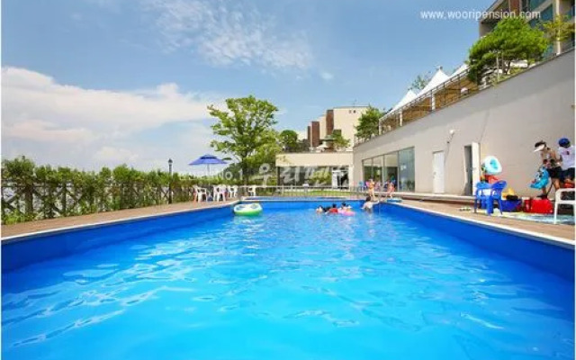 Ganghwado Town House Pension