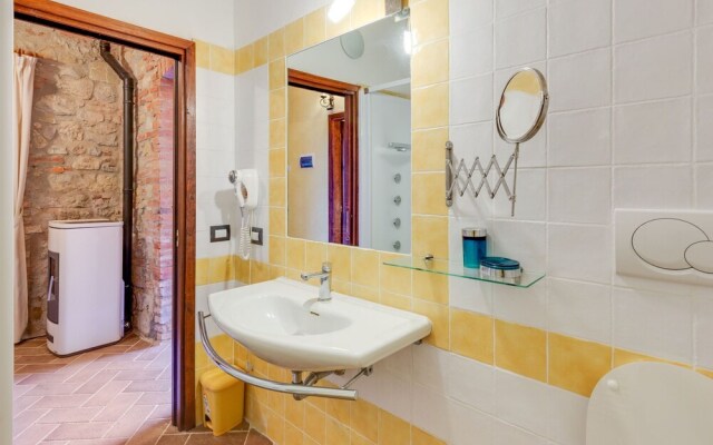 Scenic Holiday Home in Civitella Paganico with Pool