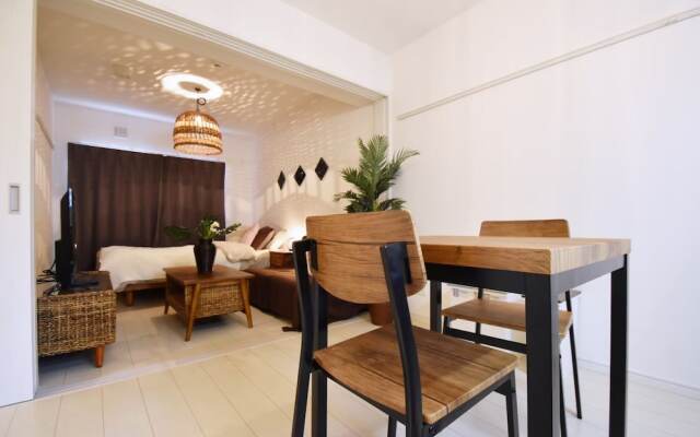 SHIGUWA ONNA Mishuku Onna 1F