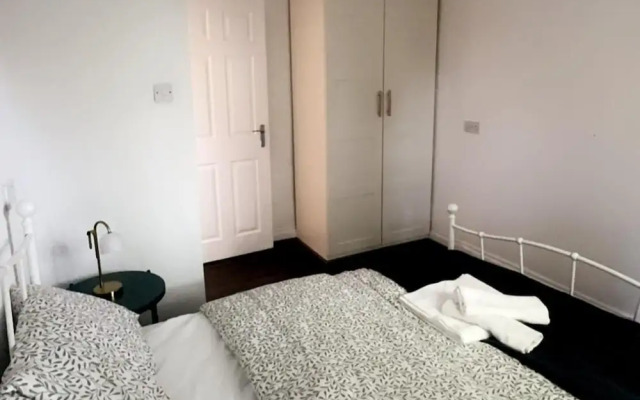 Birmingham Aprt- 2bdr- Sleeps4-close to City