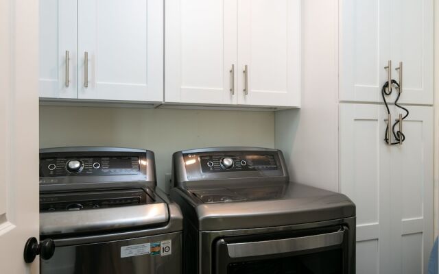 New Ventura Beach Craftsman Home by RedAwning