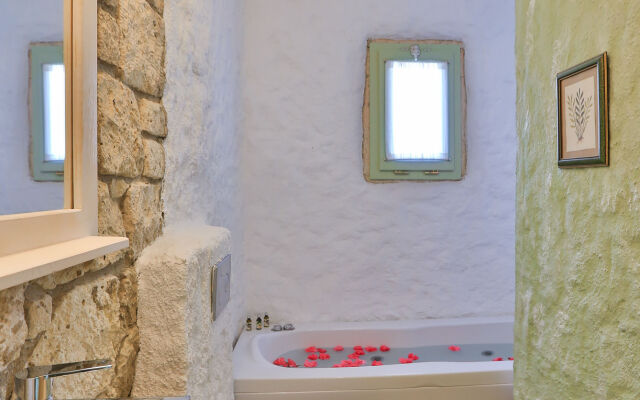 Palas Alacati - Adults Only