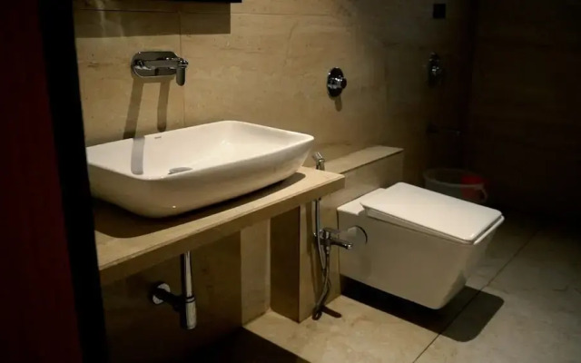 Hotel Radhika