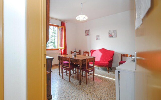 Nice Apartment in Montecatini Terme With Wifi, 2 Bedrooms and Outdoor Swimming Pool