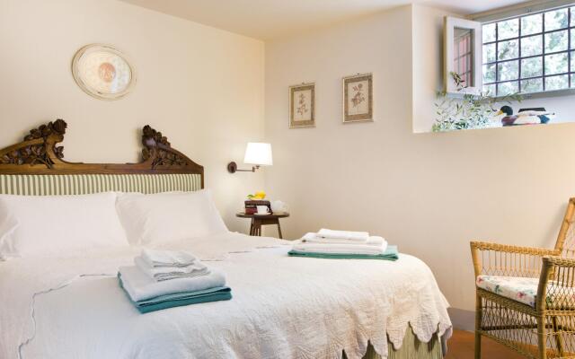 This beautiful apartment in a small Tuscan house.