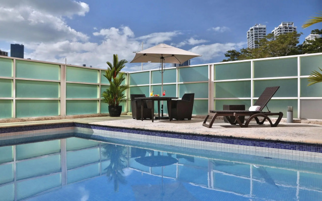 Courtyard by Marriott Panama Multiplaza Mall