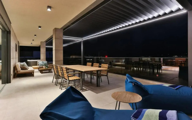 Luxury penthouse V