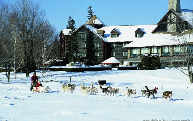 Fairmont Le Chateau Montebello