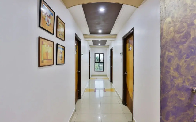 OYO 6139 Hotel Dwarka Residency