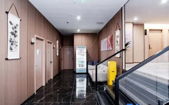 Yujing Smart Hotel