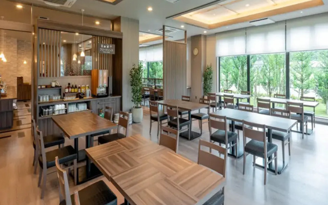 Hotel Route Inn Ohi Takahama