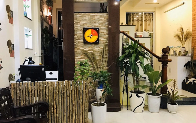 NEXSTAY Forest Home