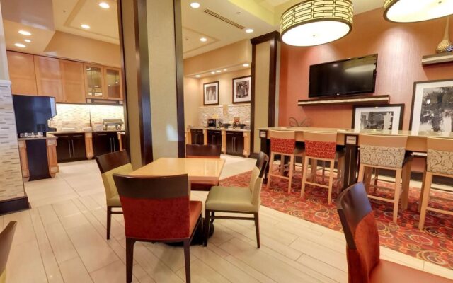 Hampton Inn & Suites St. Petersburg/Downtown