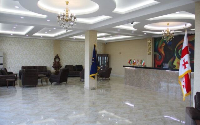 Royal Sky Hotel
