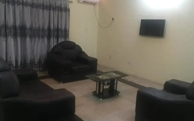 Palais Royale Hotel & Suites