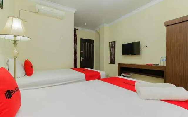 RedDoorz @ Malalayang 2 Manado