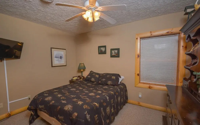 Logxurious 5 Bedroom House