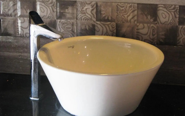 VAISHNAVI VILLA-family home in a residential area.