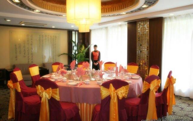 Yunsong Garden Hotel