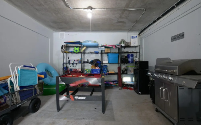 Bayview Beach Condo