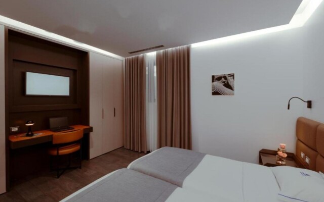 Maritim Marina Bay Resort & Casino