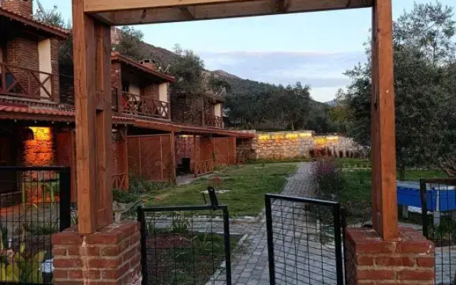 Tas Evler Butik Otel Sirince