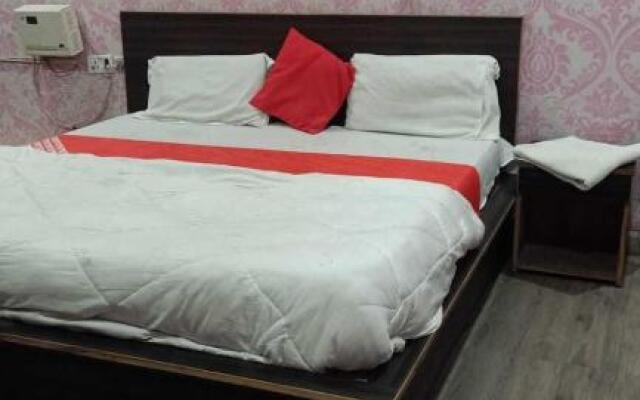 POP 80478B Hotel Diamond