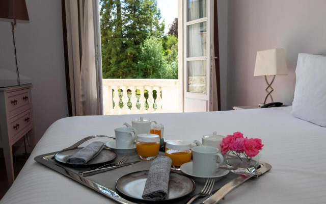 Chateau Belmont Tours by The Crest Collection (ex. Clarion Hotel Château Belmont Tours)