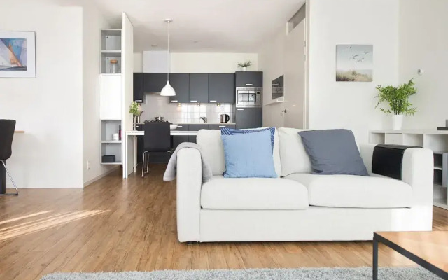 Two Room Apartment Overlooking the Harbor