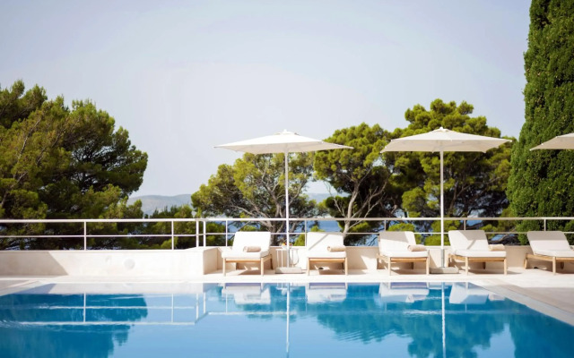 Bluesun Hotel Maestral